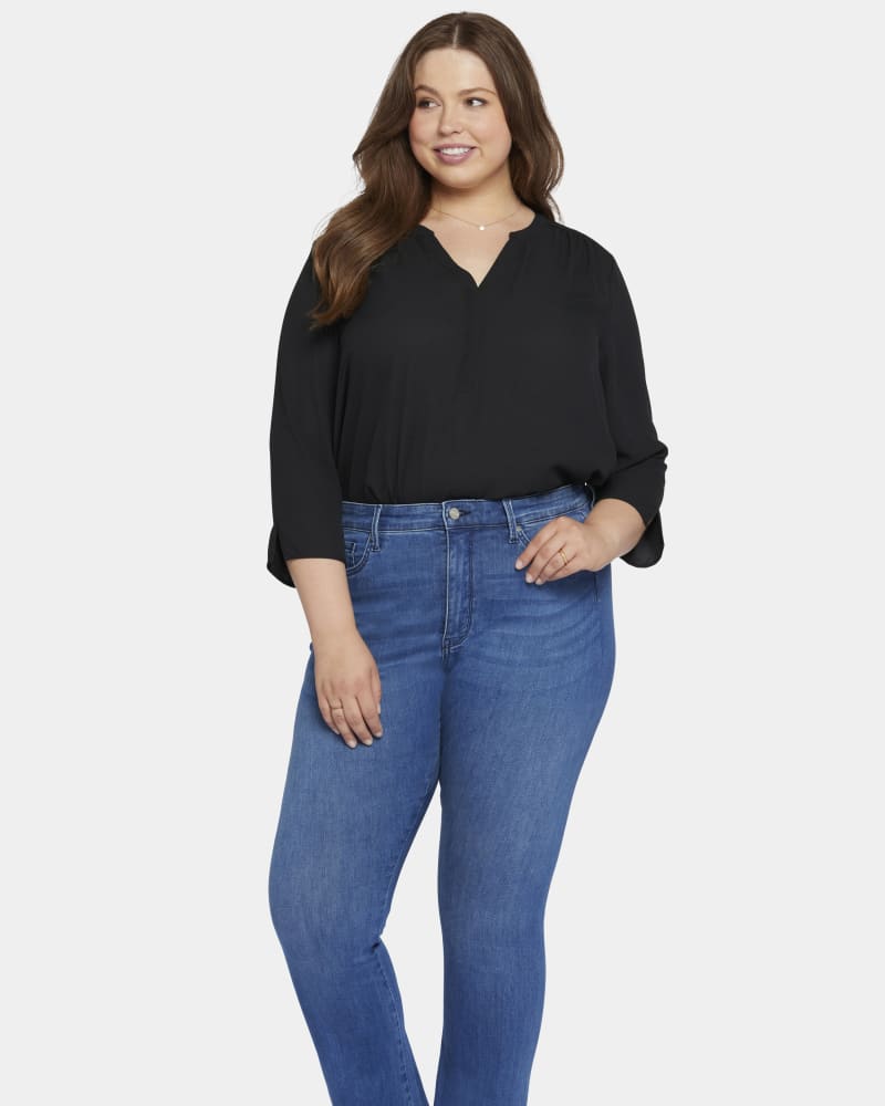 Front of a model wearing a size 16W Le Silhouette HR Slim bootcut in Amour by NYDJ. | dia_product_style_image_id:304631
